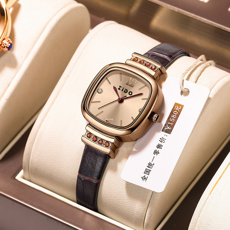 Round dial watch with modern design – Femina