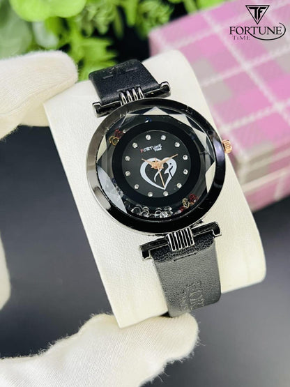 Casual women's watch with date feature
